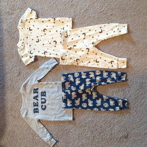 Set of 2 Old Navy Pajamas Size 6-12 months